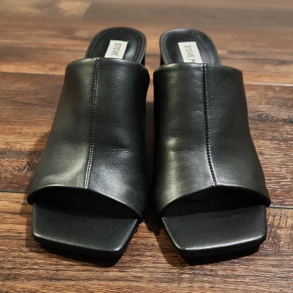 Steve Madden Chunky Block Heels - Picture 14 of 16